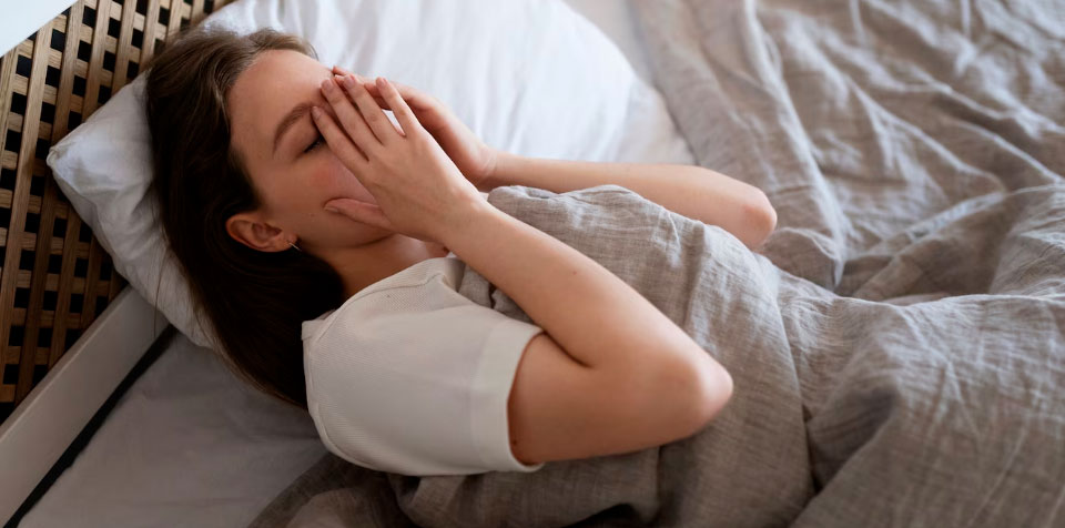 Sono e metabolismo: como a qualidade do descanso afeta o gasto energético